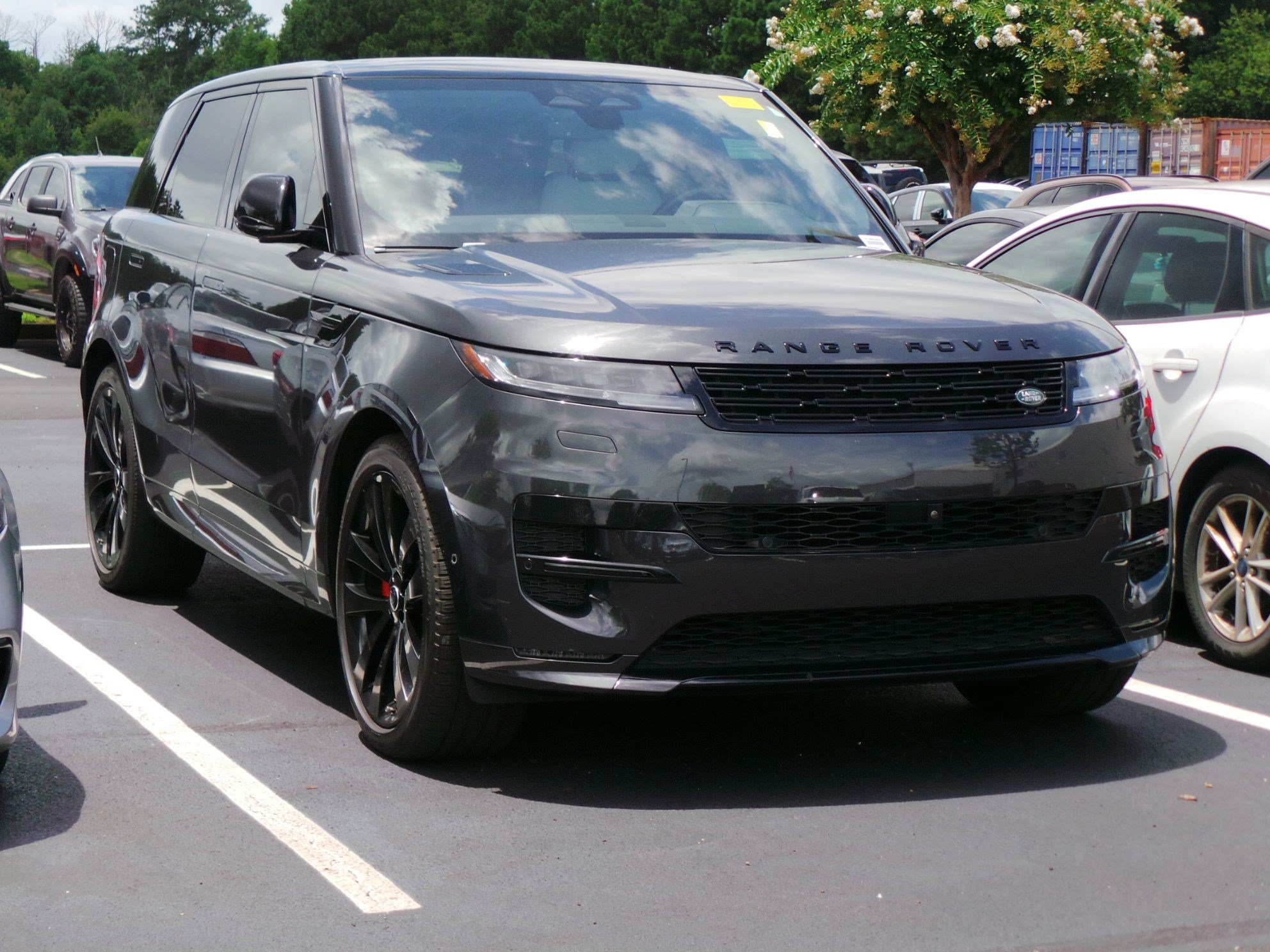 land rover range rover sport 2025 SAL1L9E44SA445035 image land rover range rover sport 2025 SAL1L9E44SA445035 image